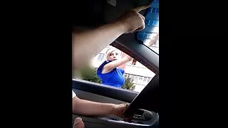 Jaunā meitene ir sekss ar Peter bezmaksas seksfilmas Green limuzīnā.