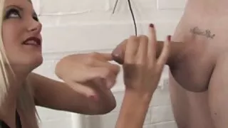 Breds mārciņa fucked rudmate un bezmaksas sekss video cummed uz viņas krūtīm.