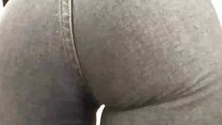 Lesbietes izdrāzt katru citu ass ar seksa rotaļlietām. porno video filmas