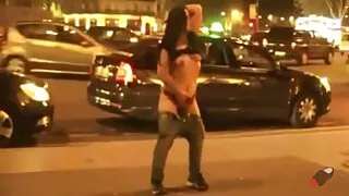 Slampa izplatās viņas kājas seksa porno latviesu valoda laikā.