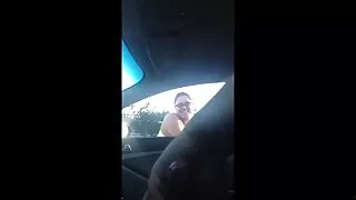 Zaglim bija jāizplata bezmaksasporno kājas un jānodod apsargam.