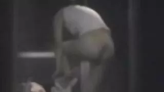 Melna vīrieša liešana ar milzīgu šķību gaili un baltu porno video bez maksas meiteni.