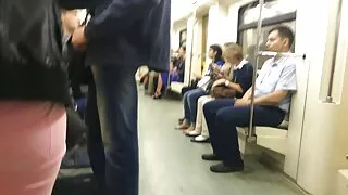 Viņam ir erotiskais video Brunete pludmalē.