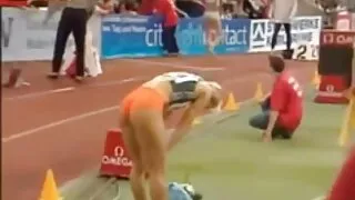 Masiere porno bez maksas pirkstiem klienta maksts.